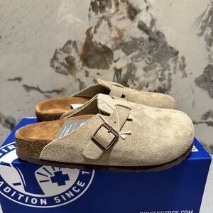 Birkenstock Boston Taupe Suede Clog Sandal